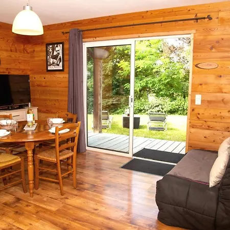Chalet Cèdre - Piscine privée et Jacuzzi privatif dans le Gers *