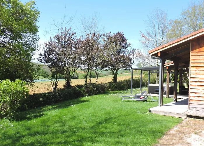 Cedre - Les De Barruerot - Jacuzzi Privatif بيت للعطل *