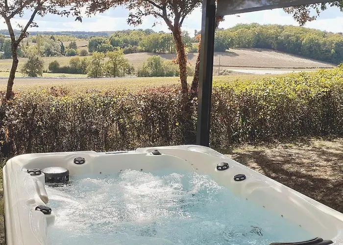 Cedre - Les De Barruerot - Jacuzzi Privatif بيت للعطل *